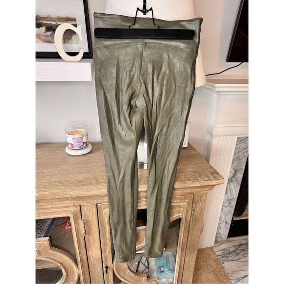 SPANX Rich Olive Green Faux Leather Liquid Leggings Size Small - Picture 5 of 8